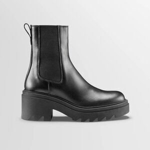 KOIO Women's Black Platform Chelsea Boot - Alia in Nero Size 8 (Brand new)